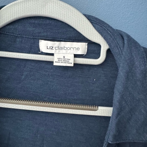 Liz Claiborne Navy Button Down Shirt - Picture 3 of 3